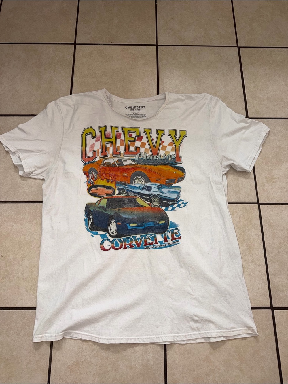 Chemistry White Graphic Chevy Corvette Tee with Orange & Blue Cars